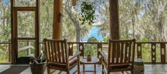 A unique vacation resort- former Florida Governor’s family estate lake house