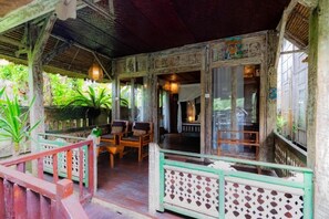 Room, 1 Bedroom, Smoking, Garden View