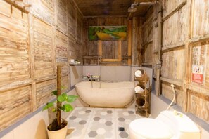 Room, 1 Bedroom, Smoking, Garden View | Bathroom - Room-royal JJ Ubud Resort & Spa (Ubud)