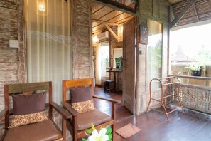 Room, 1 Bedroom, Smoking, Garden View | Balcony