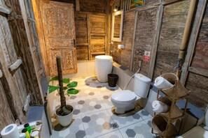 Room, 1 Bedroom, Smoking, Garden View | Bathroom - Room-wooden Bungalow - 10 Minute From Ub (Ubud)
