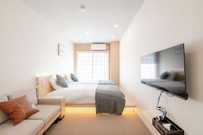 Basic Condo, 1 Bedroom, Non Smoking | Free WiFi, bed sheets - b&Kuromon 3 (Osaka)
