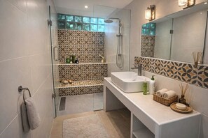 Luxury House, Mountain View - Gió Homestay Villa (Da Lat)