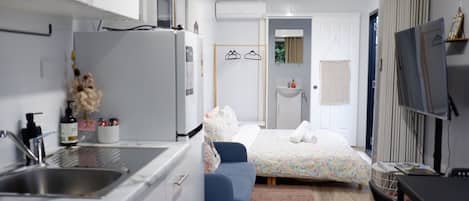 1 camera, Wi-Fi, lenzuola