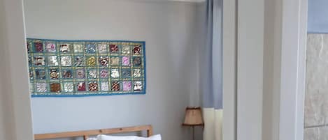 2 多间卧室、熨斗/熨衣板、上网接入