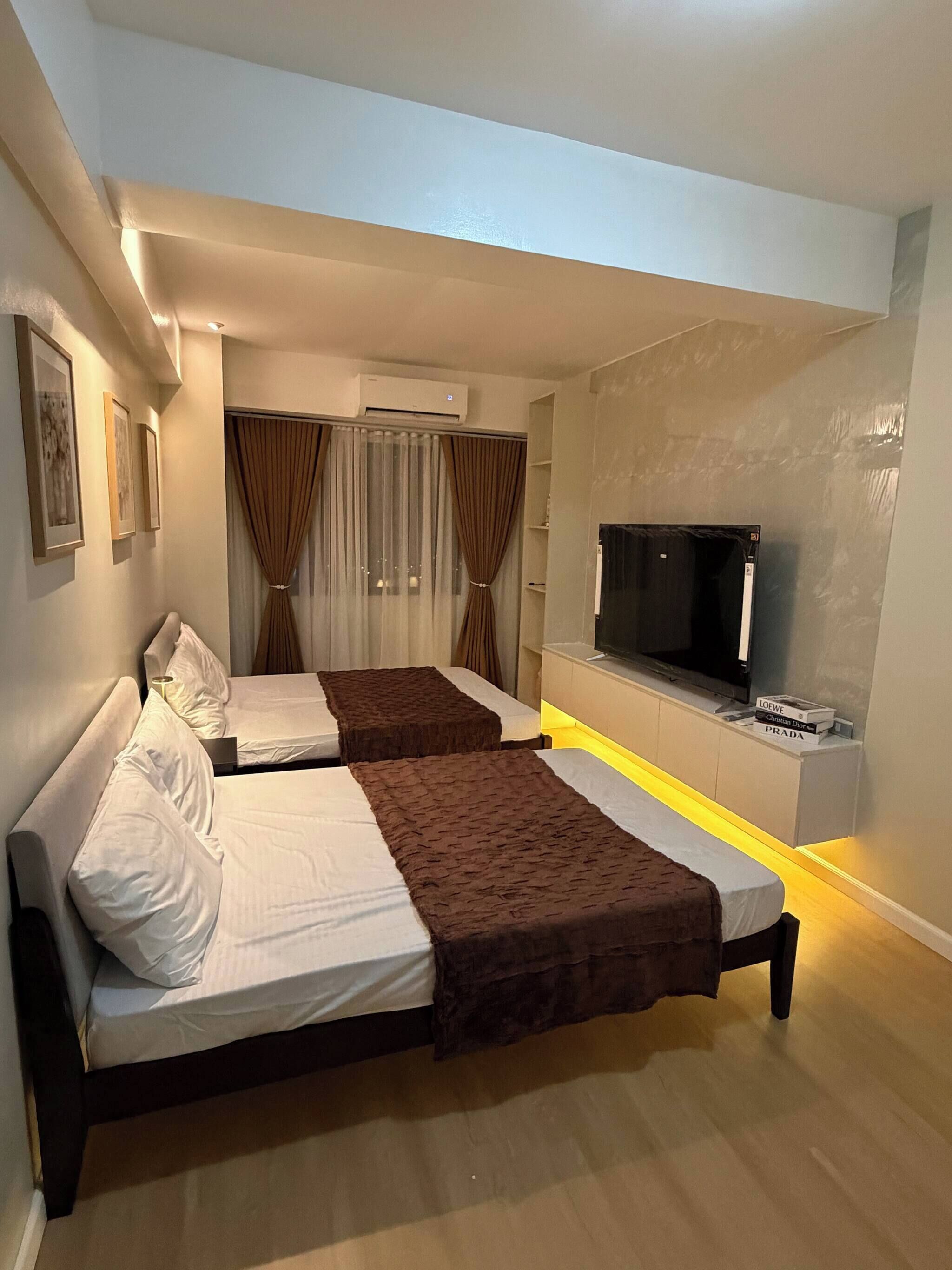 1 quarto, acesso à internet, roupa de cama