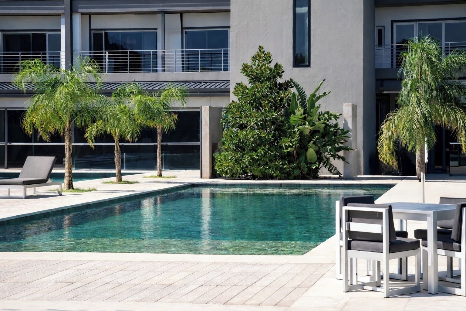 Indoor pool, seasonal outdoor pool, sun loungers