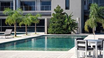 Indoor pool, seasonal outdoor pool, sun loungers