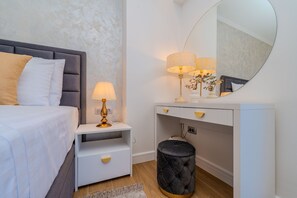 Apartment - Romantic Suite With Picturesque Seaviews (Zadar)