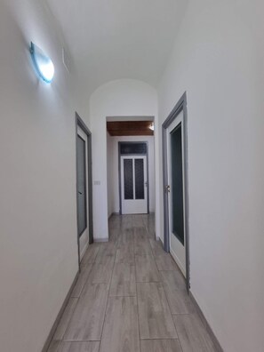 Interior - Cozy vacation home with sea view (Palermo)