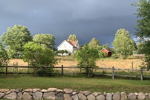 Property grounds - Solgården, Smaland, Vimmerby (Södra Vi -Vimmerby)
