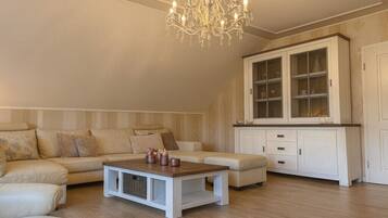 Smart-TV, DVD-Player, BĂŒcher