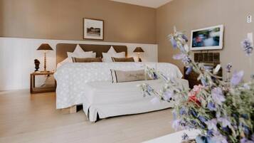 1 quarto, escrivaninha, Wi-Fi de cortesia