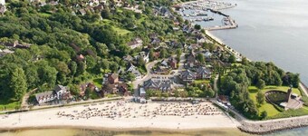 Heikendorf by Belvilla Double Room with Sea View