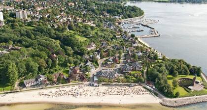 Heikendorf Doppelzimmer Landseite MS Europa