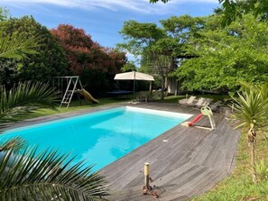 Pool - Attractive architect-designed house in a village near Bayonne. (Mouguerre)