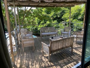 Property grounds - Attractive architect-designed house in a village near Bayonne. (Mouguerre)