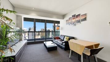 Smart TV, offices