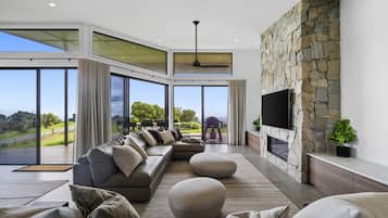 TV connectée, cheminée