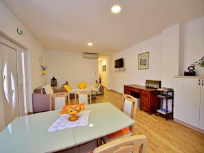 House | Dining - Stunning Holiday Home Near Adriatic Sea (Vrgorac)