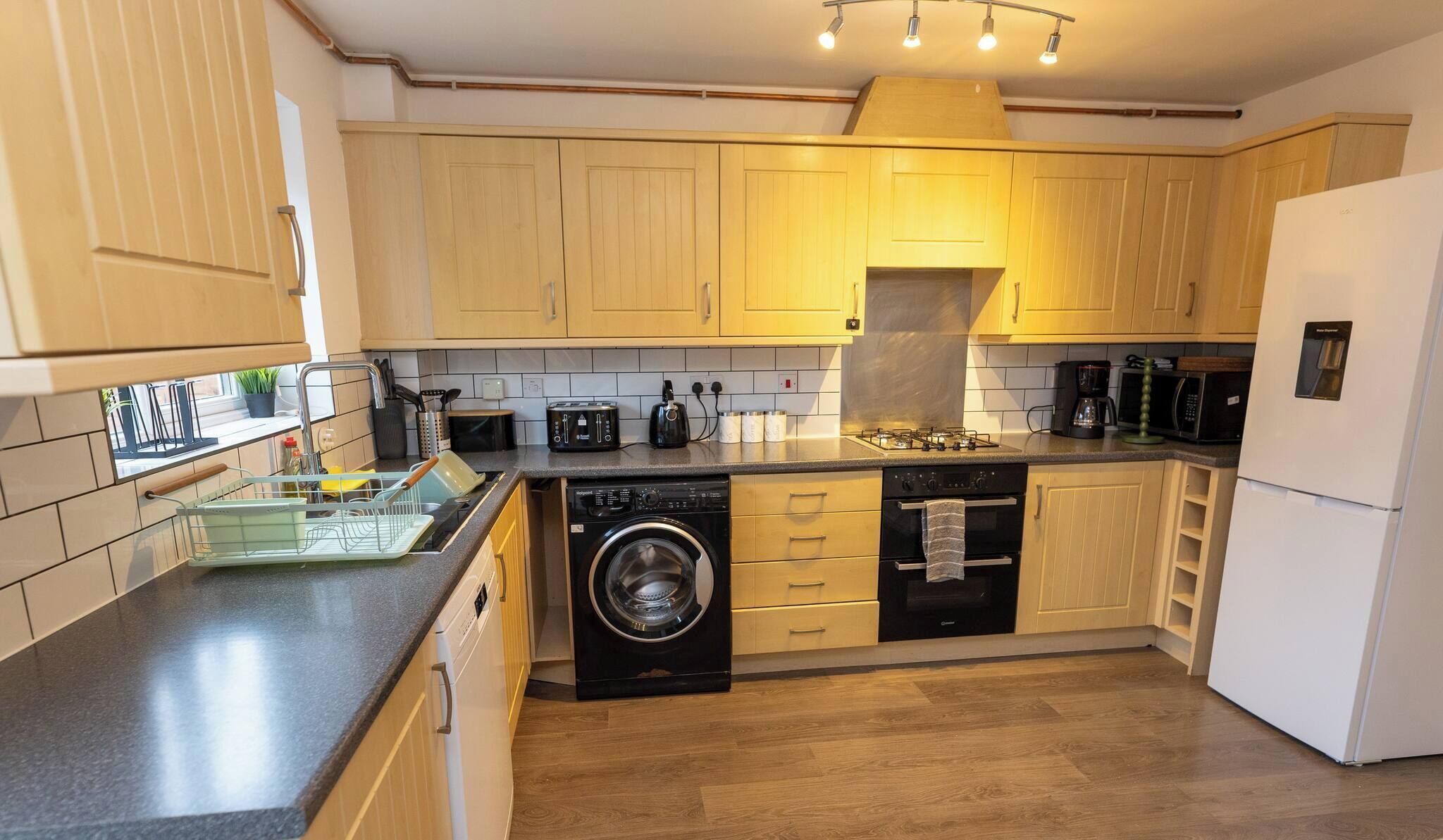 House, 5 Bedrooms, Smoking | Interior