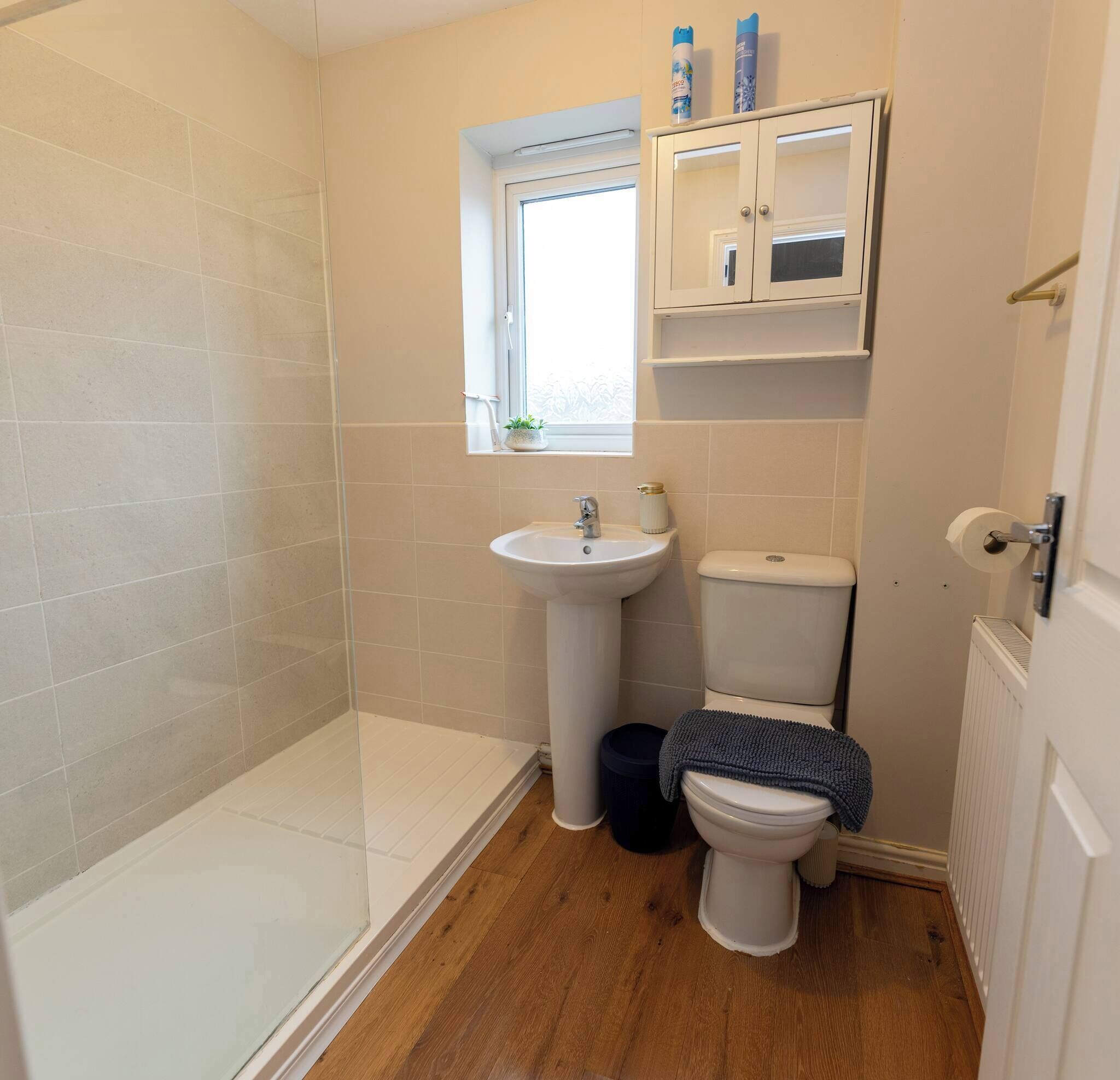 House, 5 Bedrooms, Smoking | Bathroom