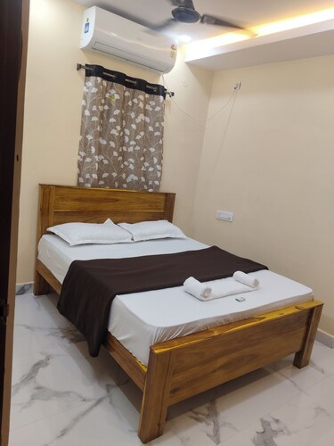 sky mountains guest house