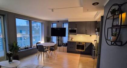 Charming Oslo Apartment - Modern Comfort & City Views