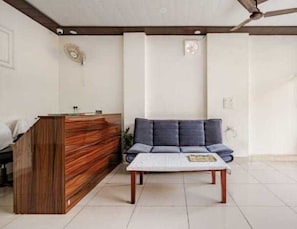 Reception - Collection O Zeta I Noida (Greater Noida)