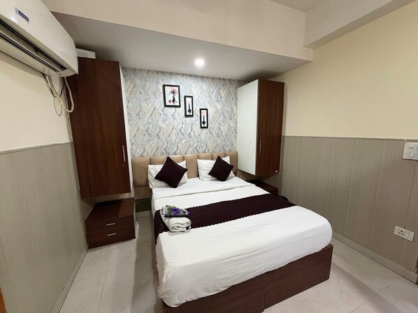 1 bedroom - Collection O Zeta I Noida (Greater Noida)