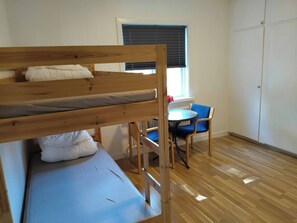 Apartment, 3 Bedrooms, Smoking, Patio | 3 bedrooms