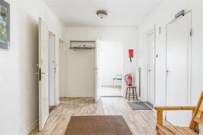 Apartment, 3 Bedrooms, Smoking, Patio | Bahagian dalam