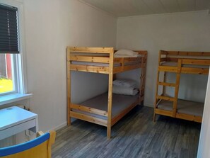 Apartment, 3 Bedrooms, Smoking, Patio