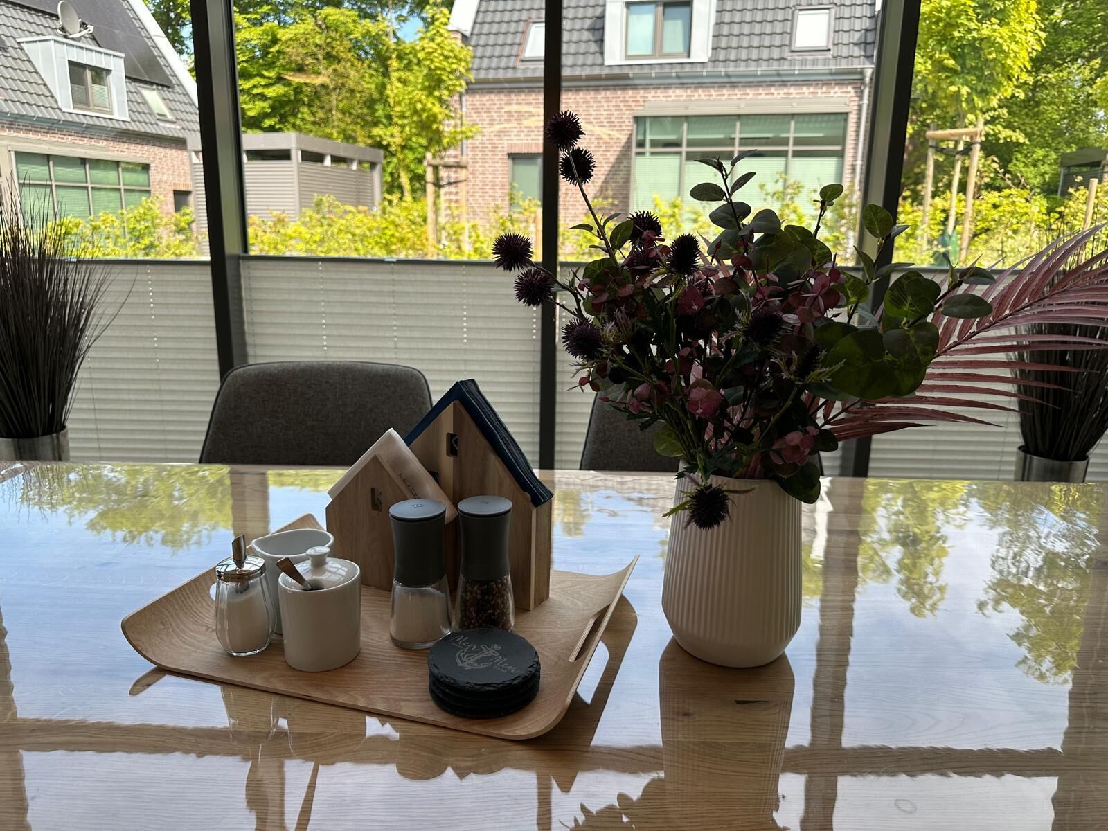屋外ダイニングエリア
