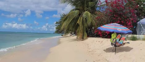 Maison, 2 chambres, balcon, vue jardin | Plage