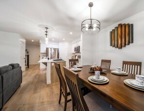 Hus, 3 soverom | Spisestue