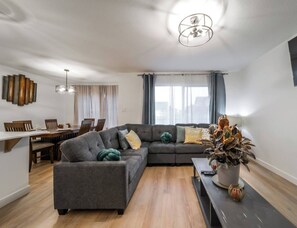 Hus, 3 soverom | Oppholdsrom | Bøker