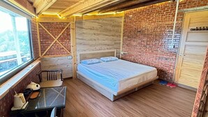 デラックス ダブルルーム マウンテンビュー | 羽毛の掛け布団、WiFi (無料)