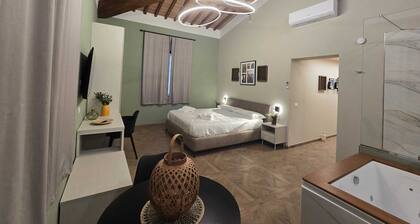 Room with Jacuzzi in San Gimignano - Lucilla