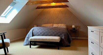 Quality apartment with a cabin vibe, close to Legoland!