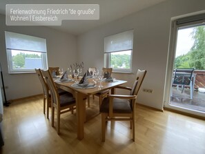Living room - Holiday Apartment De Gruusse (Mildenau)