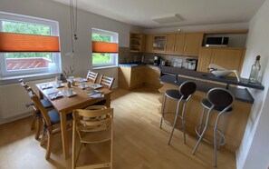 Private kitchen - Holiday Apartment De Gruusse (Mildenau)