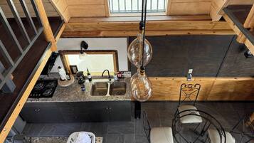 Cabin, 3 Bedrooms, Balcony