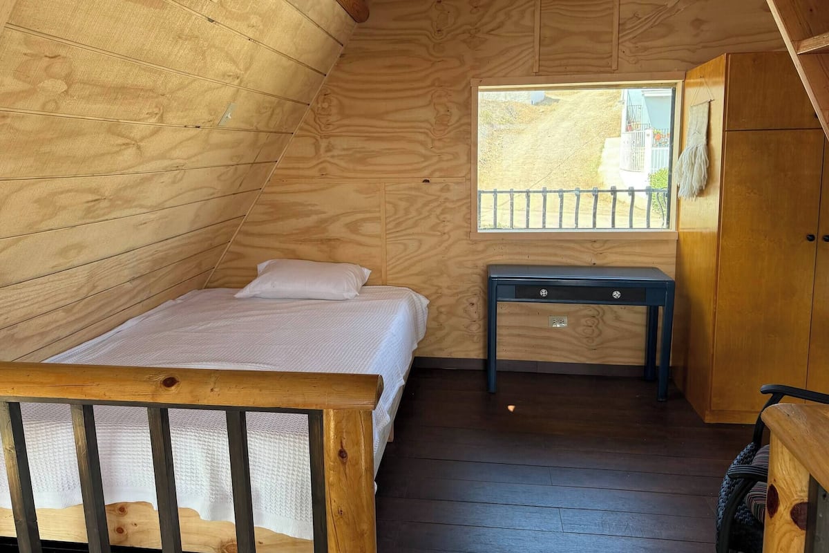 Cabin, 3 Bedrooms, Balcony | 3 bedrooms