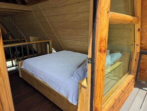 キャビン 3 ベッドルーム バルコニー | 3 室のベッドルーム