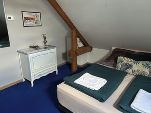1 bedroom, desk, iron/ironing board, WiFi - Comfortable room Bay of Canche, park-bicycle parking available free of charge (Étaples)