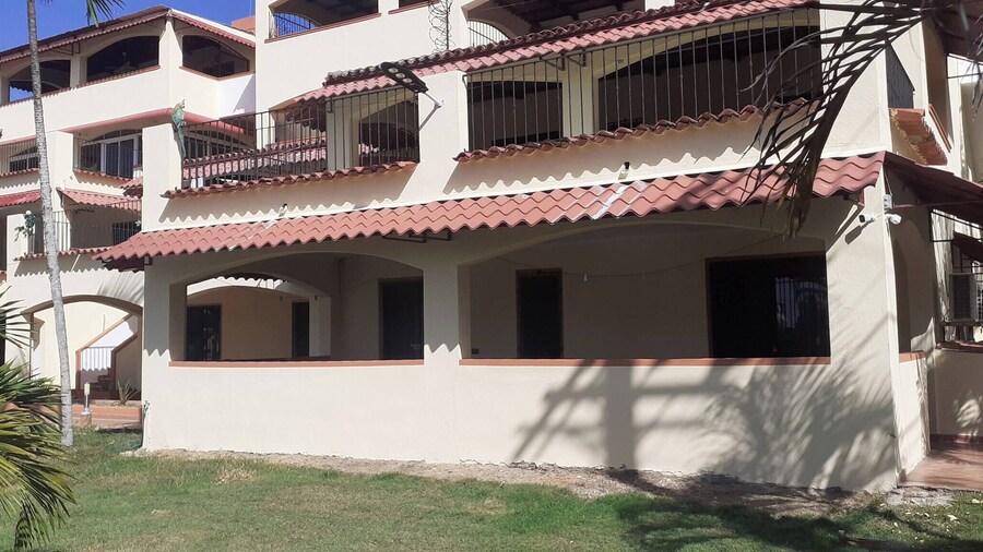 Palm Beach Resort 1B