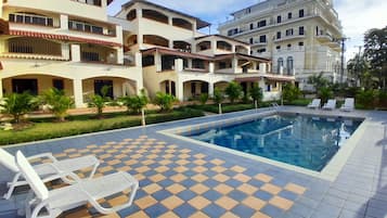 Apartment, 1 Bedroom, Smoking, Terrace | Pool | Outdoor pool