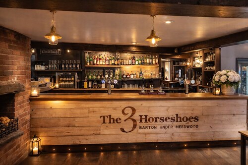 The Red Rum Room @ The Three Horseshoes is one of three Boutique Rooms.