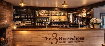 The Red Rum Room @ The Three Horseshoes is one of three Boutique Rooms.